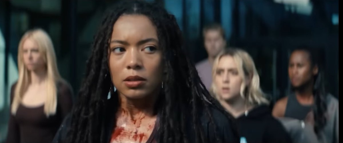 La inevitable cancelación (más bien final) de #GenV nos deja un spin off resultón, pero que se vio lastrado por la muerte de uno de sus actores principales y definitivamente enterrado cuando construyes una narrativa para la temporada final de The Boys y luego la ignoras del todo.