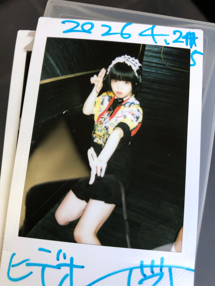 いつもこずゑちゃん列長過ぎるけど今日コズミックチャンスが来た！こずゑちゃん、今はまってるのギターらしい。のうまらいず行くしかないぜ！