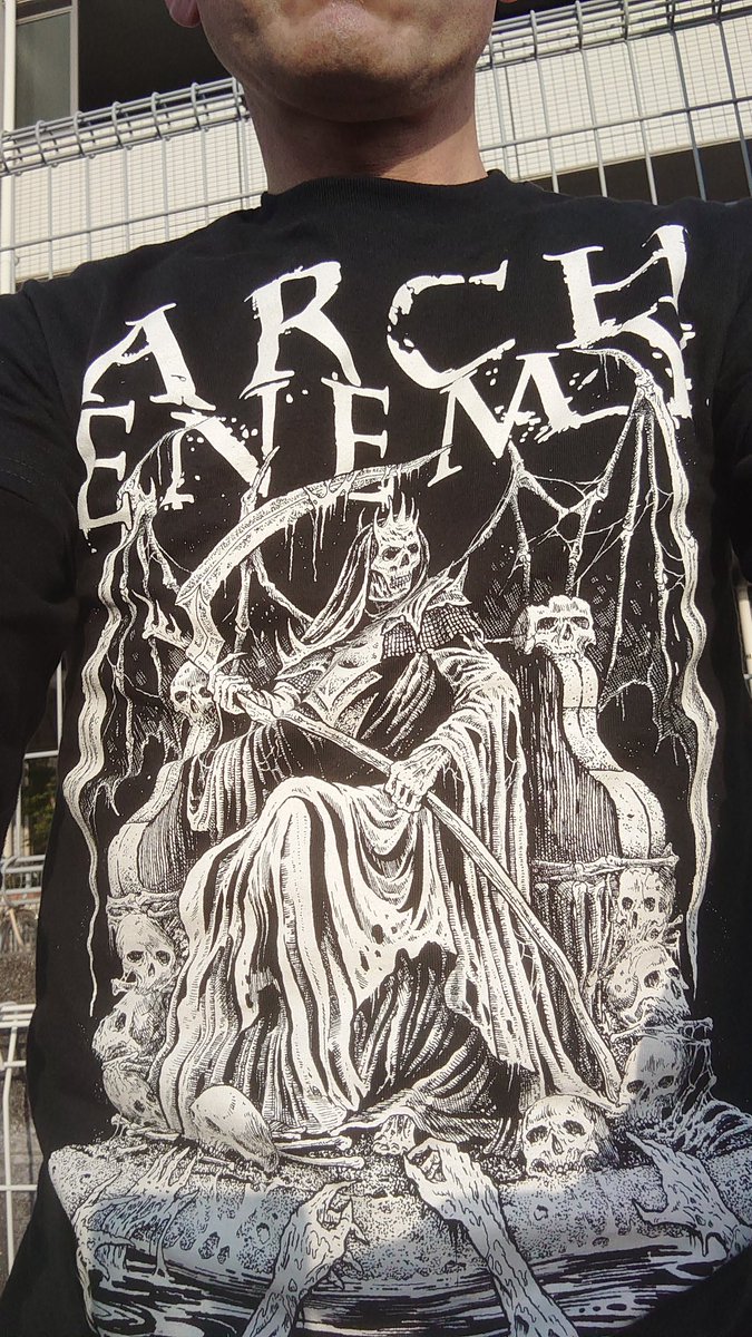 近すぎて普段全然来ないIKEA。
ポケモンコラボイベントやってるとかで奥様のリクエストで。
気を使ってスウェーデンのTシャツ着て来たよ。