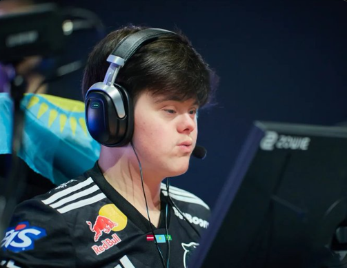 MongraalPapa tweet media