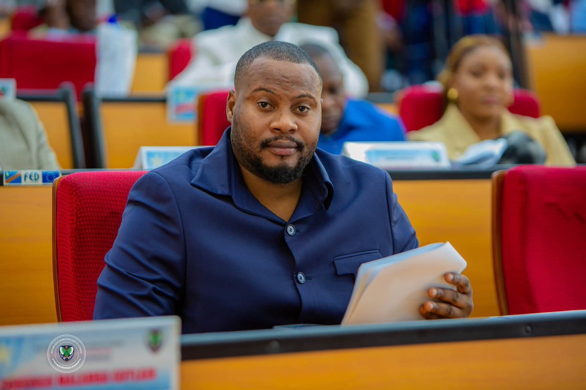 JLutumbatony's tweet image. 🇨🇩Assemblée_Provincial_de_Kinshasa #APK
Nous avons pris part et activement contribué aux séances plénières du vendredi 24 avril 2026 ainsi que du mercredi 22 avril 2026, consacrées à une question cruciale pour l’avenir de notre capitale, Kinshasa.

Au cours de cette plénière,