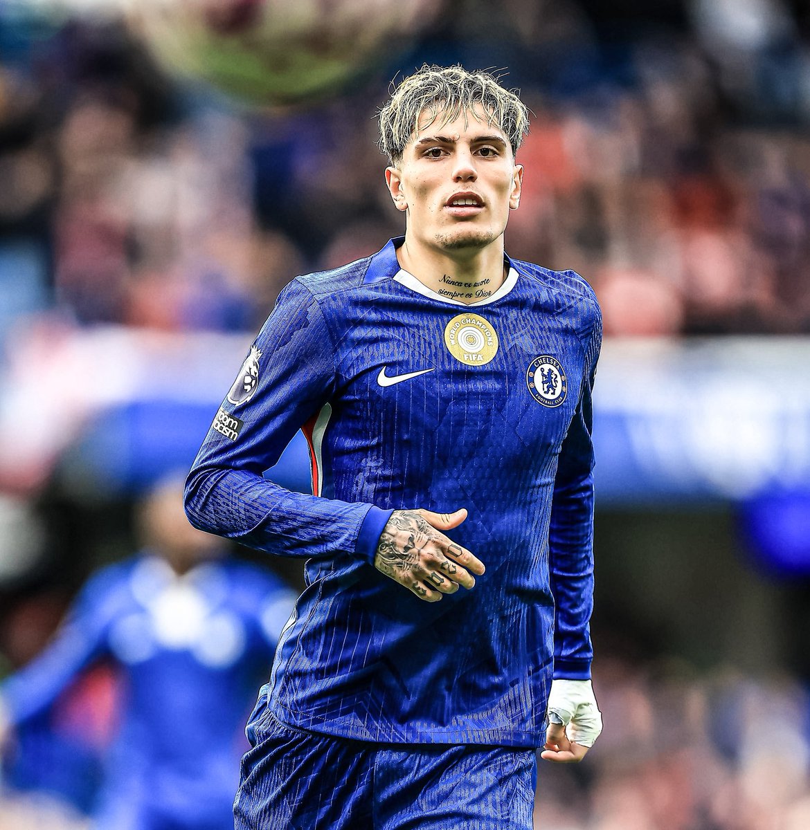 centredevils's tweet photo. 🚨🚨🌕| NEW: Alejandro Garnacho is one of the player Chelsea are 𝐎𝐏𝐄𝐍 to selling this summer, as they try to push some of their 𝐂𝐑𝐘 𝐁𝐀𝐁𝐈𝐄𝐒 out behind Liam Rosenior this summer. [@TeleFootball] https://t.co/22QD5LITHN