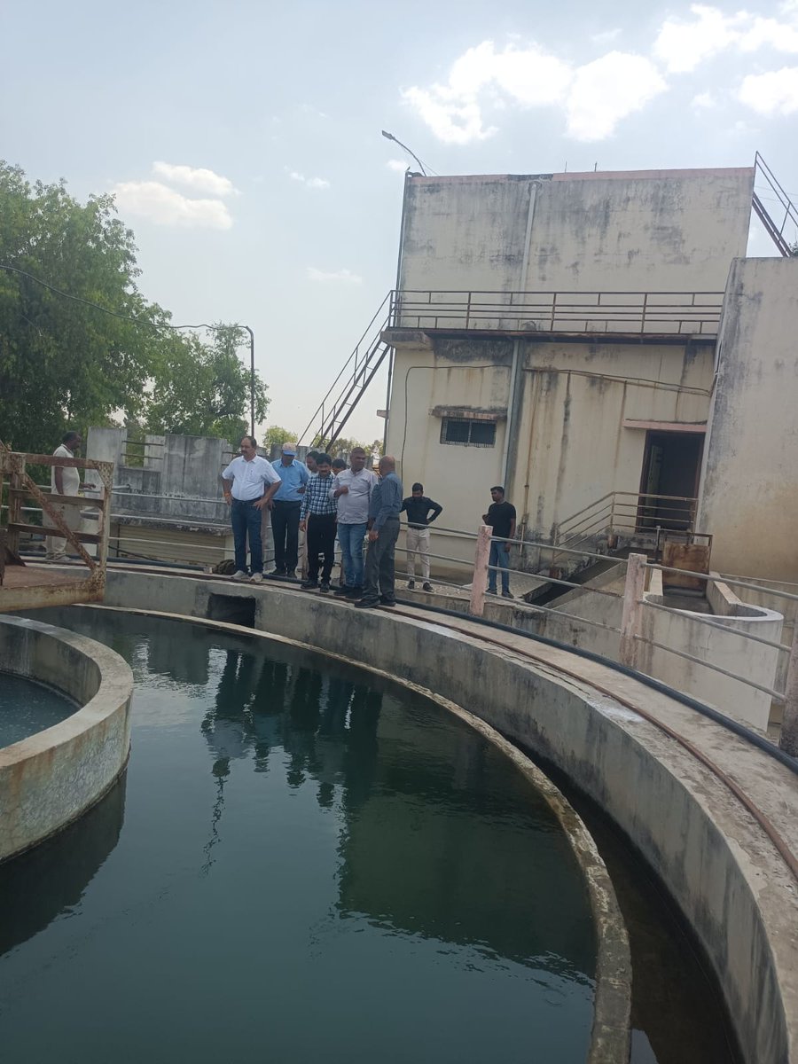 MPAMRUT2's tweet photo. ULB चाचौड़ा-बीनागंज में निरीक्षण 🚧💧 https://t.co/wgc9wu8cRJ