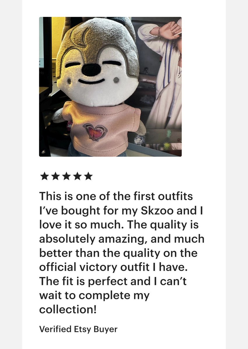 skzoowears tweet media