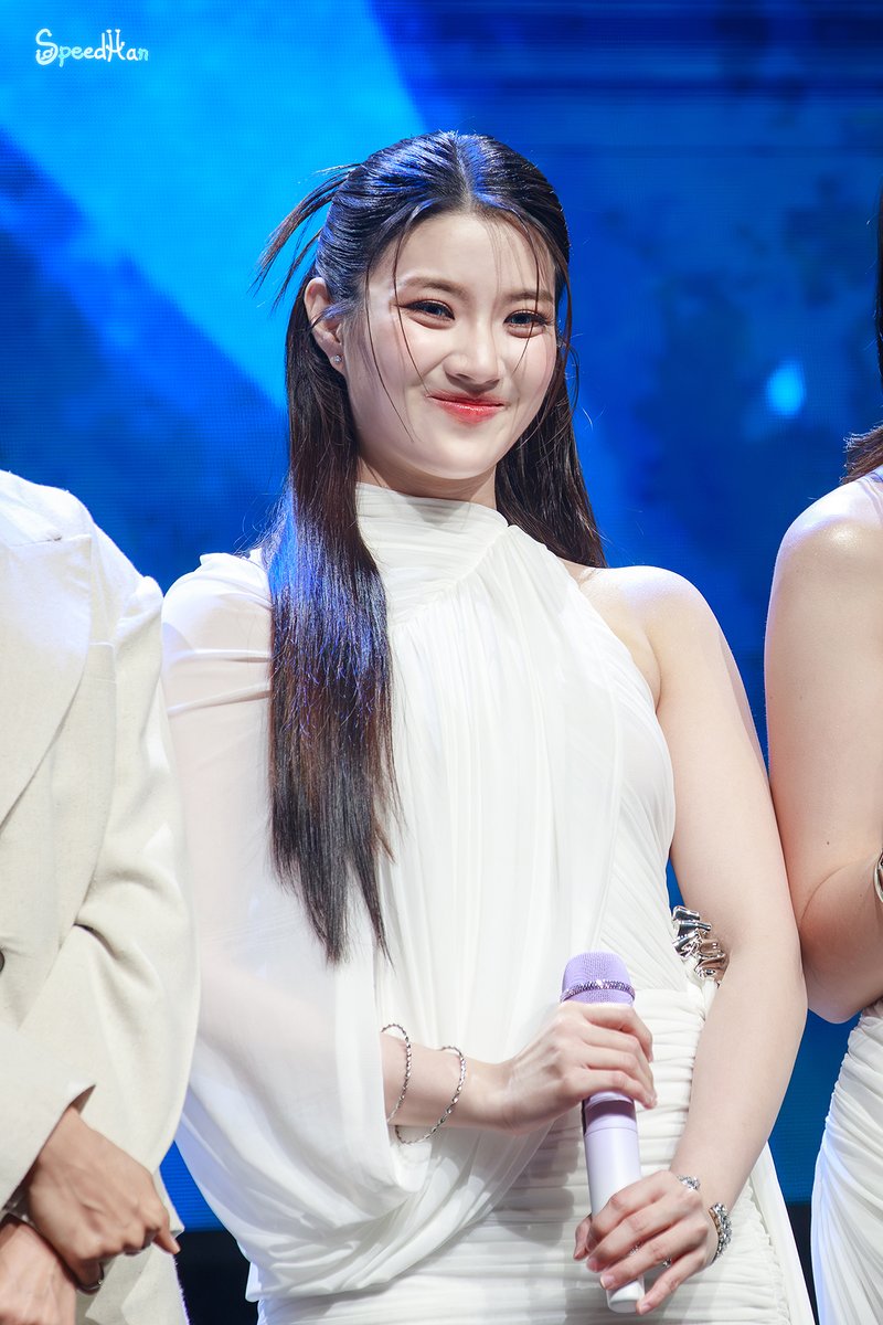 STARRY NIGHT tweet media