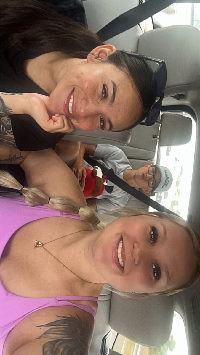 arieldiaz_23's tweet photo. What life has been like lately…with a roller coaster of emotions &amp; happiness. 
Thankful for my wife and my in laws 🤍🥹 never thought I’d say that but thank you Jesus for this life and opportunity to put you at the center of my marriage &amp; life 🤞🏻 https://t.co/AswLv0D3Y9