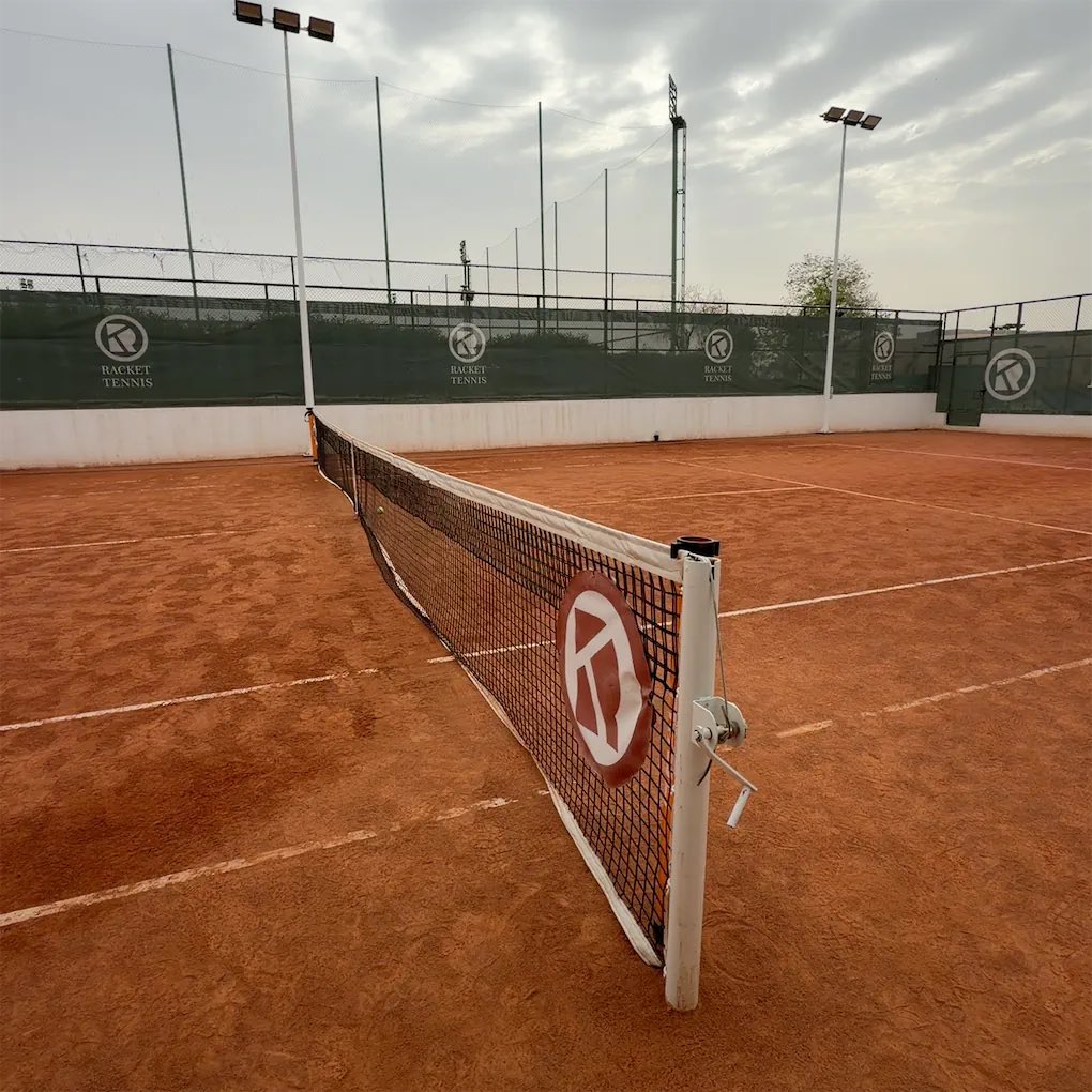 yuuuimv's tweet photo. Clay court at 7 AM! 🎾🌥️ https://t.co/FMfciWNO5f