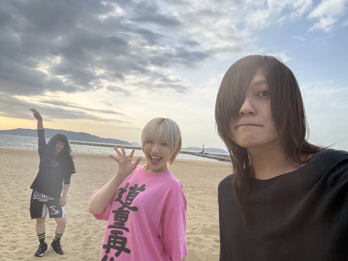 ヤバイTシャツ屋さん（バンド） tweet media