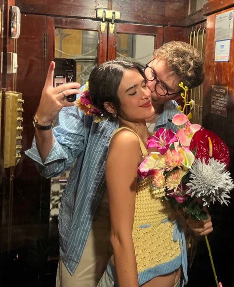 •☆• tweet media