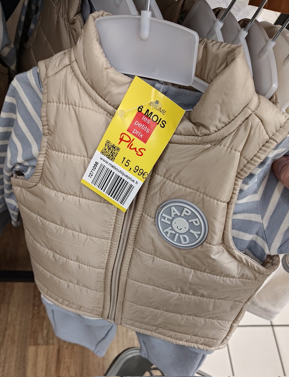 Satan Giscard d'Estaing de la Comédie-Française tweet media