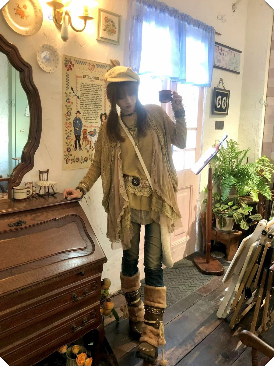 امين المنشد tweet media