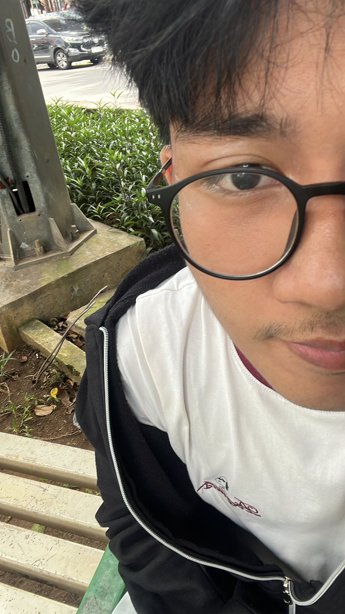 n3️⃣sh tweet media