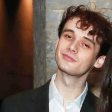 Not a thought behind those eyes, huh?

Dumb stupid boy.