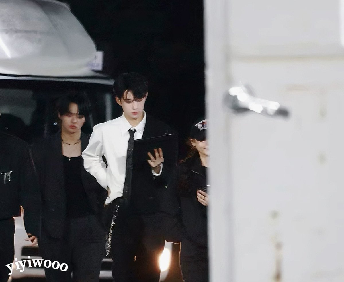 nis❤︎ tweet media