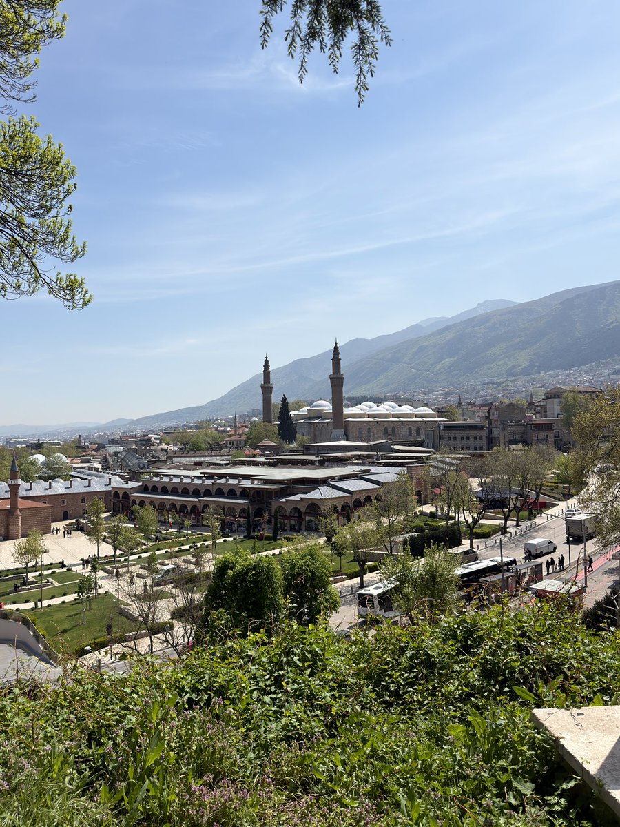 TraderxVersuz6's tweet image. #bursa #ulu #cami 

Orhan gazi ve Osman gazi türbelerini gezdik . Eskiler bir başkaymış hükümdar olmak çok farklıymış o dönemlerde. Bir cihana hükmetmiş kişiler .