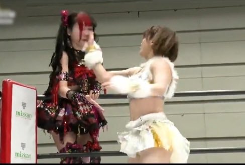 伊藤麻希 Maki Itoh tweet media