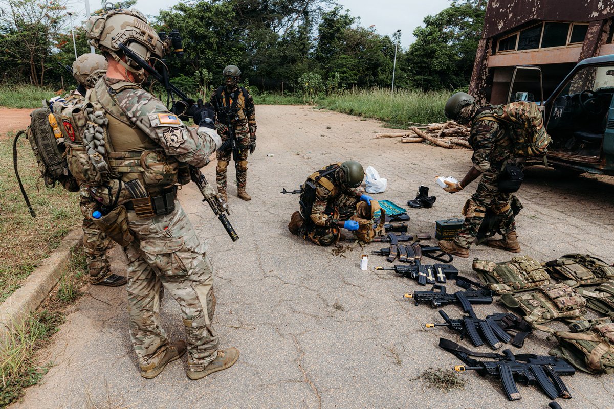 USSOCAF's tweet image. The assault was just the beginning.

Exploitation is where raids become results.

Seized. Catalogued. Analyzed.

This is how #SOF turns action into intelligence, and intelligence into the next objective.

@3rdSFGroup @USSOCOM @USAfricaCommand #Cameroon #Flintlock26