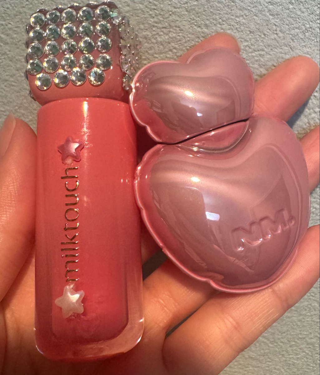 ゆうか tweet media