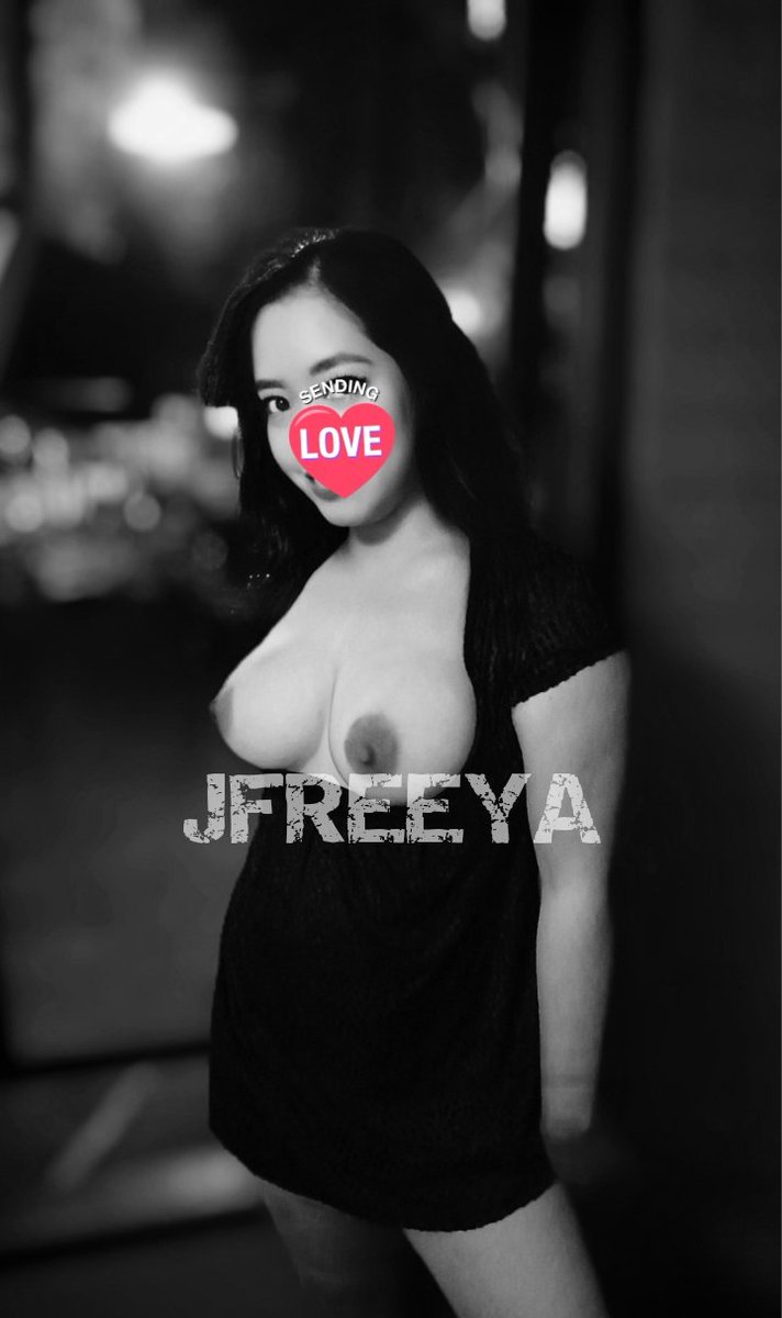 JustFreeya tweet media