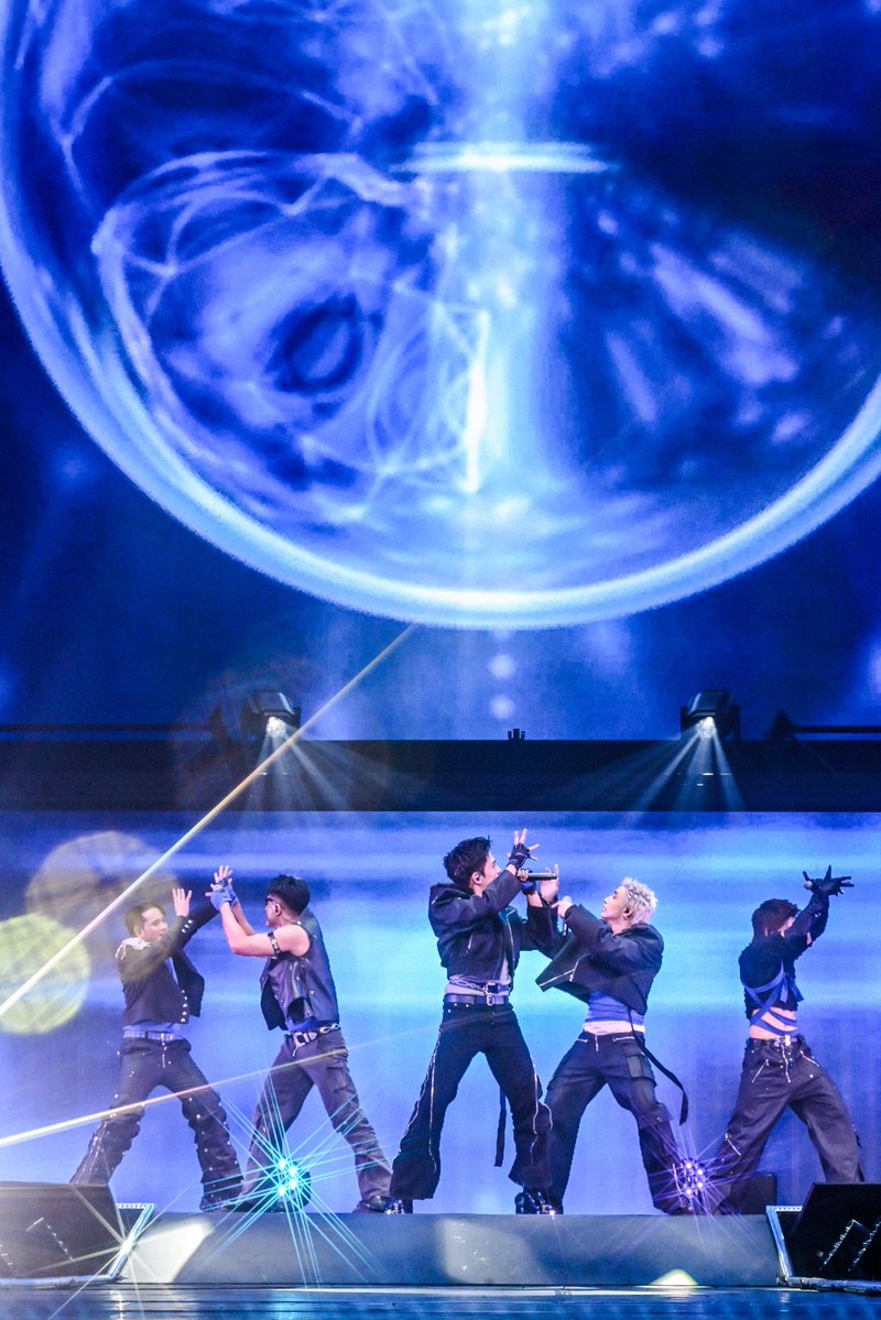 (유키) Rose Ann tweet media