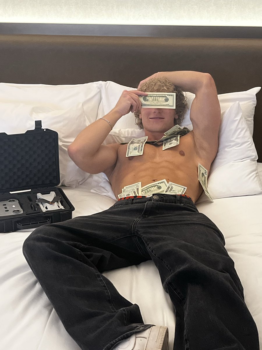 Who’s gonna next to lay some cash on me 🤑💸 #cashmaster #alpha #drains # ...
