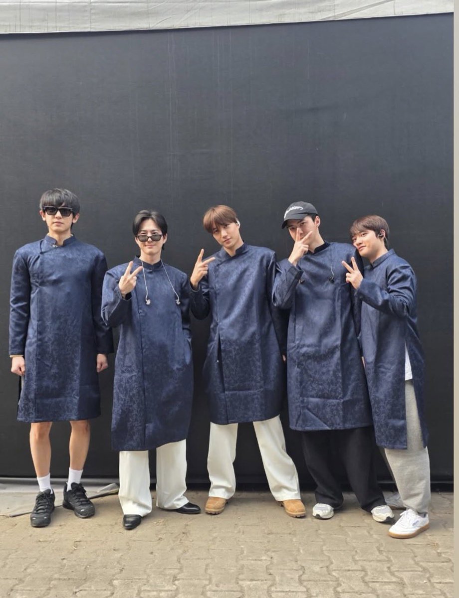 NLNL 🍒🔥 tweet media