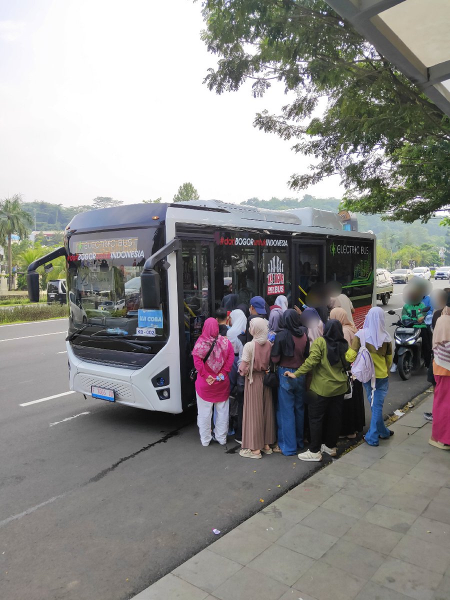 Txt Transportasi Umum tweet media