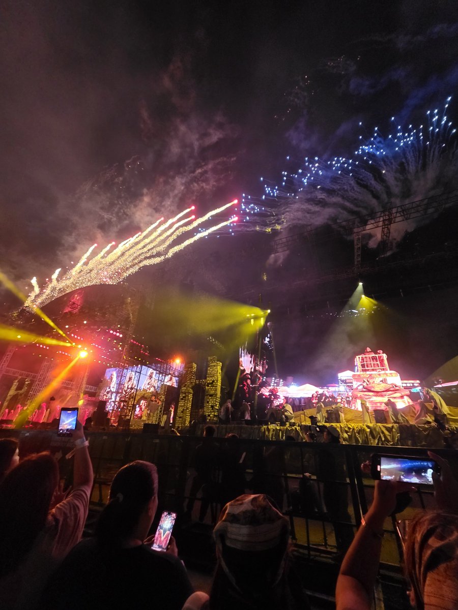 JC 🍭☀️ tweet media