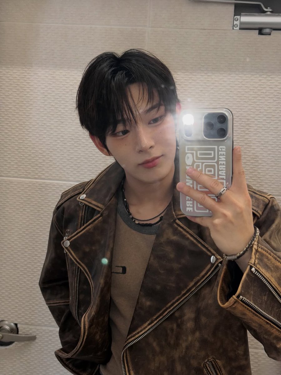 lyre 🫧 tweet media