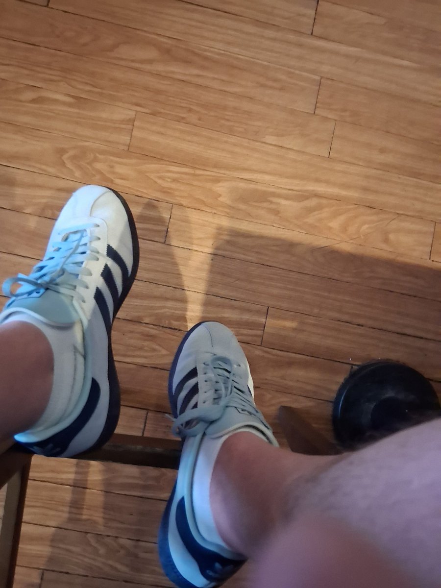 thomas walker tweet media