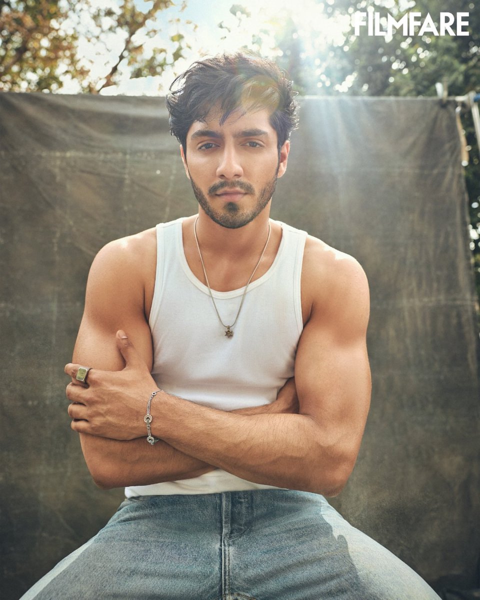 Bollywood Talkies tweet media