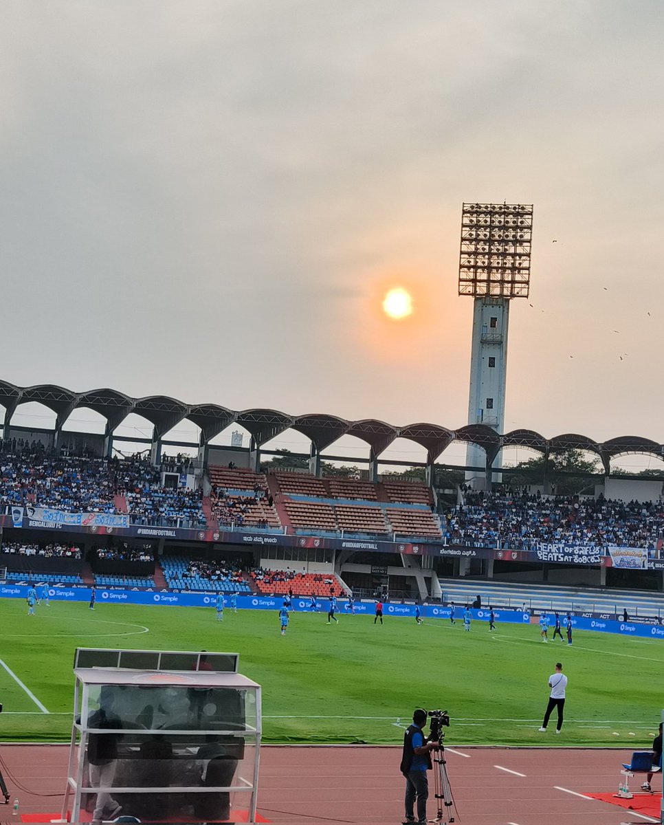 Lovely Bengaluru evening. 

#BFCMCFC