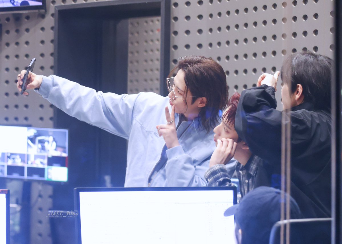 260424 볼륨을높여요
#B1A4 #신우 #CNU #シヌ
#가위바위보
#하나둘셋_비원에이포컴백이다
#READY_3ET_GO_B1A4