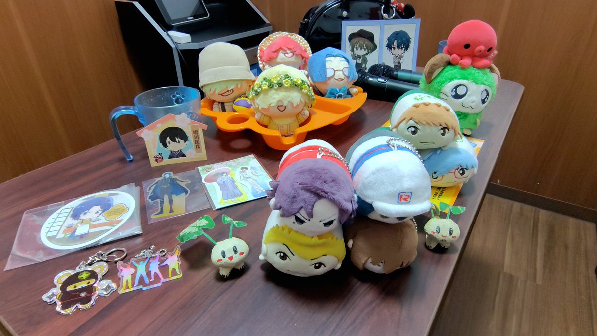 みー꒰ ՞🕶՞ ꒱@通知来てない時有😭 tweet media