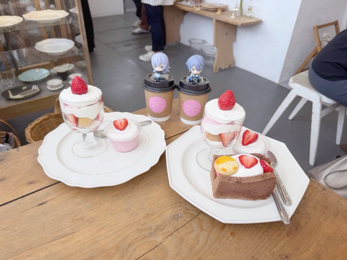 @czrxmc♡ tweet media