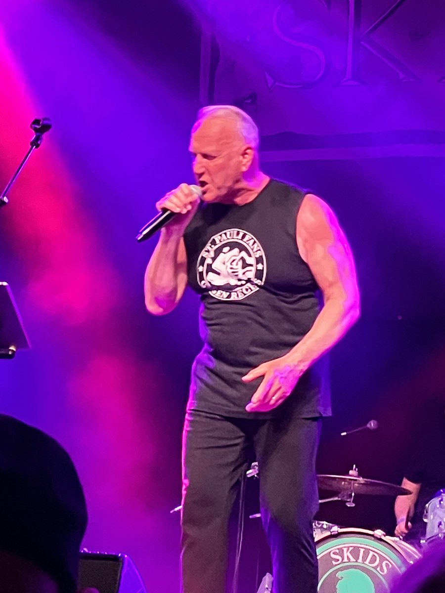 DennistounStyle's tweet photo. The Skids at The Barrowlands last night with guest Kirsten Adamson , daughter of the late great Stuart Adamson. It was some gig. Jobbo still got it! @TheBarrowlands @the_skids #glasgow #theskids #kirstenadamson #thebarrowlands #intothevalley https://t.co/nt8yBKWL7P