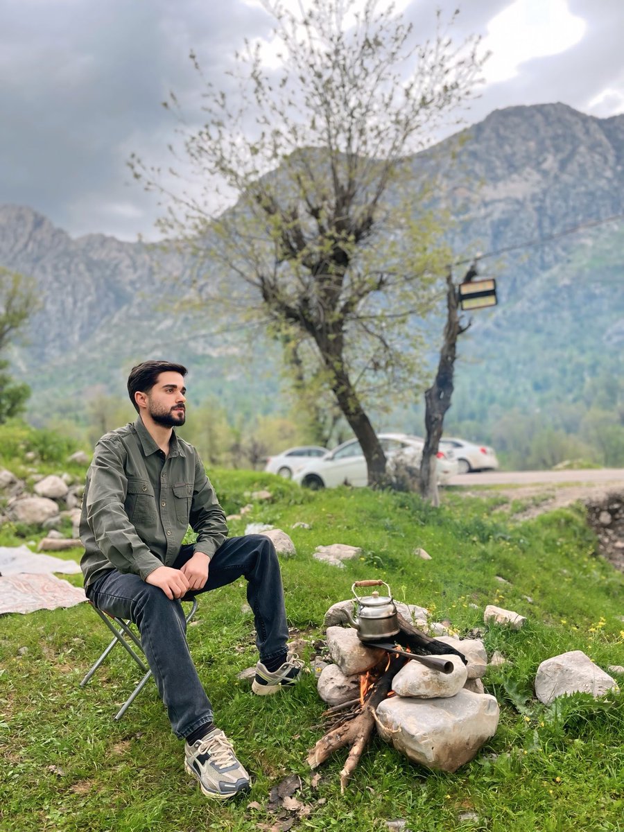 kurderrr's tweet photo. Min di ew çyayên bê deng…..
#kurdistan https://t.co/CBVOp3mOQc