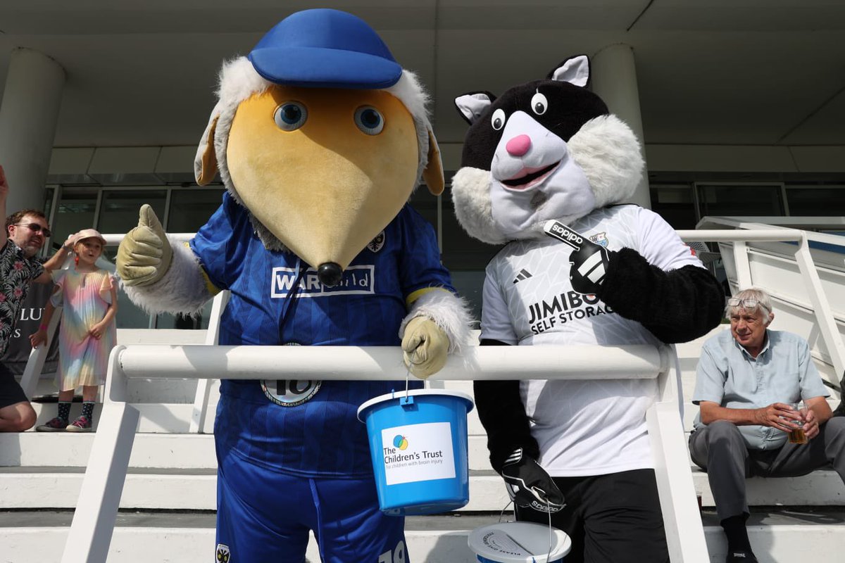 TheBrigCat's tweet photo. Good luck to my mate tomorrow @HaydontheWomble as he takes on the London Marathon for @DonsLocalAction 

Feel free to donate below

https://t.co/sPfrfWgEZX https://t.co/SQ1qCmD5So