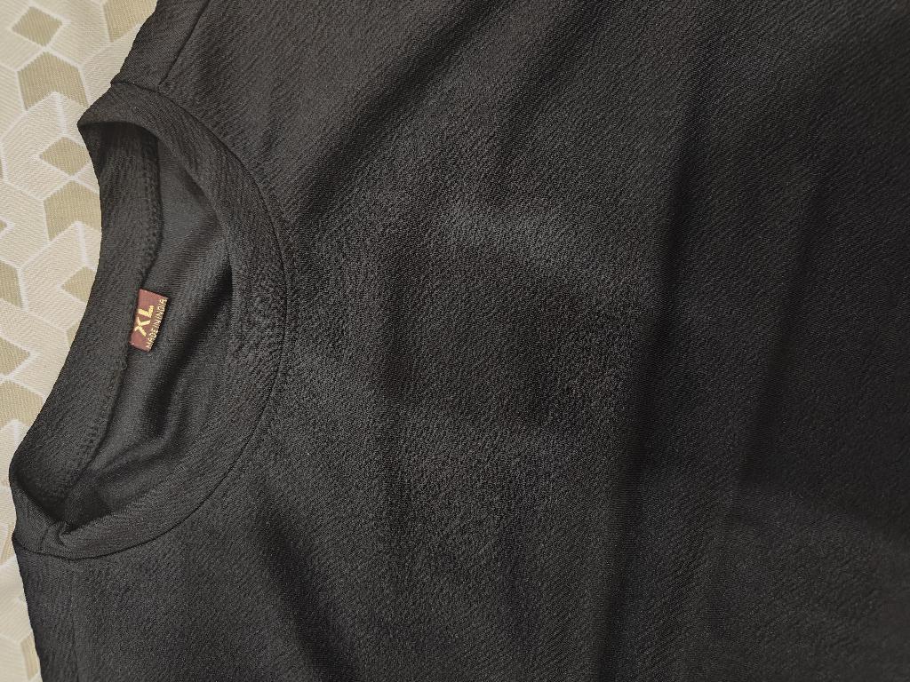 GuptaMadhurika's tweet image. Feeling so let down 😔! Ordered a co-ord set from Myntra, expecting quality, but received a fake item with no tags. Shopped for branded, got duped instead. What happened, @myntra? 💔 #MyntraFails #FakeProducts #CustomerService