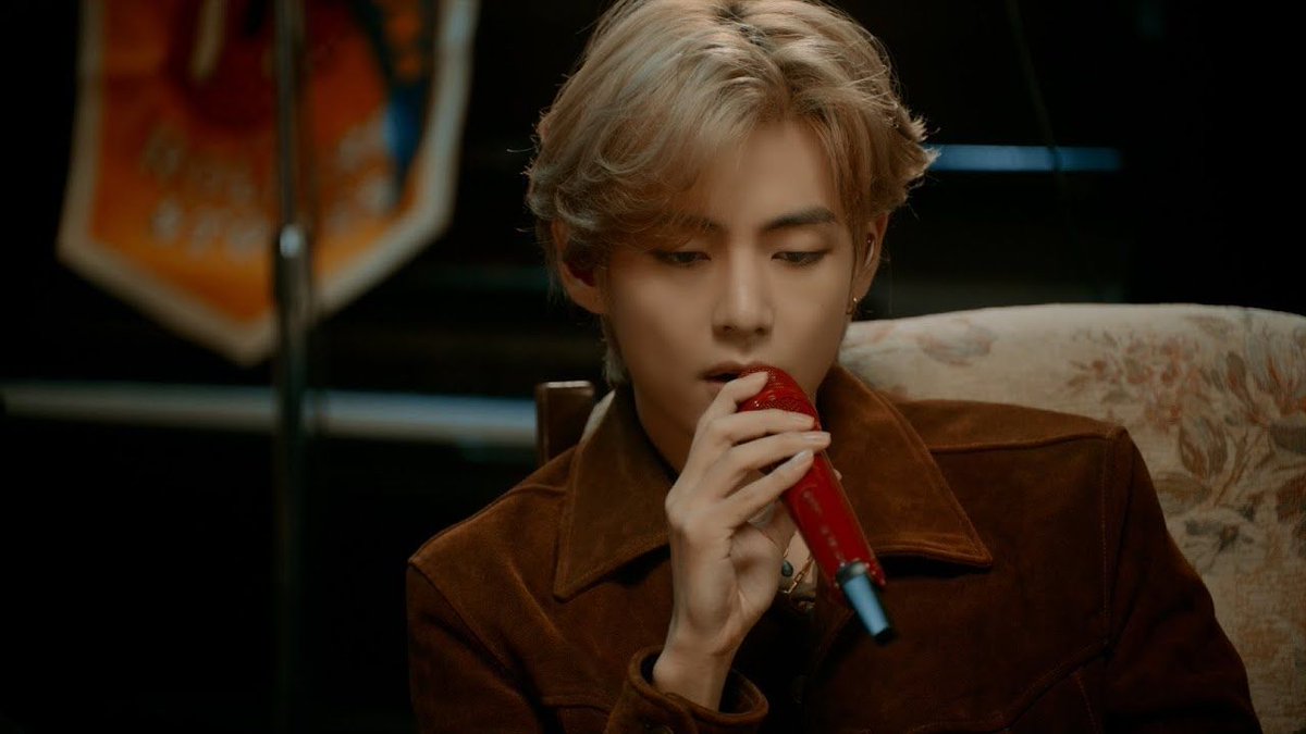 techjunkiejh's tweet image. 뷔(#V) 'Love Me Again' Band Session buff.ly/9JA4sFu #music  #MoviesTvTj (video, live performance)     #Entertainment  #Asia  #KPop #SouthKorea #BTS