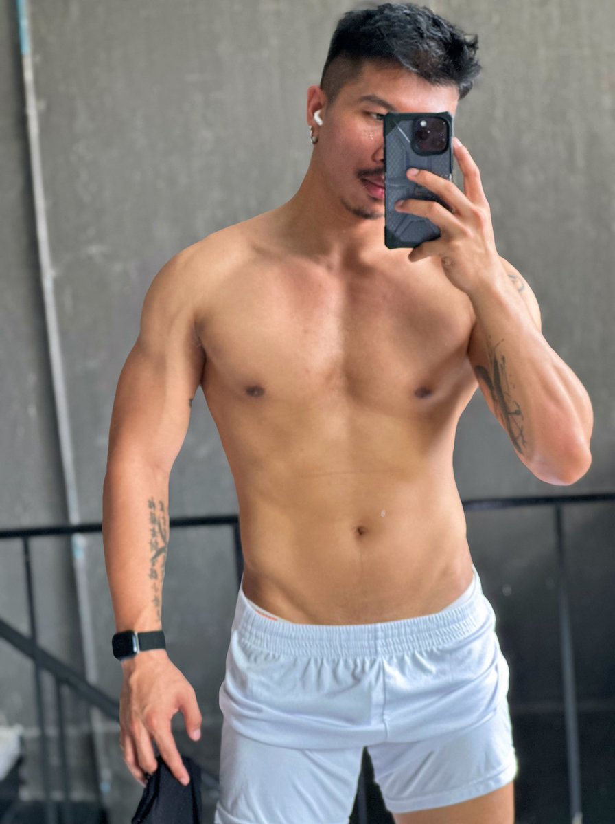 JJ31 tweet media