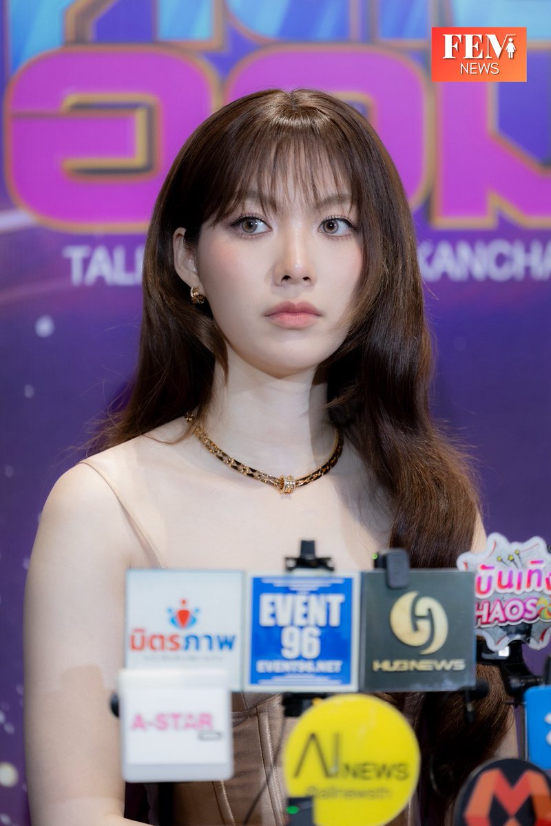 FemNewsTH's tweet photo. “ออม กรณ์นภัส” สวยมาก! ให้สัมภาษณ์สื่อก่อนเข้าร่วมงาน งานทอล์คโชว์ HEART TALK: LINGORM x KANCHAI บ่ายนี้ที่สยามพารากอน

LINGORM X NOOM KANCHAI
#LingOrmHeartTalkXKanchai
#หลิงออม #LingOrm
#ormkornnaphat‌ #ออมกรณ์นภัส
#FEMNEWSTH https://t.co/dd8PuP2hEO