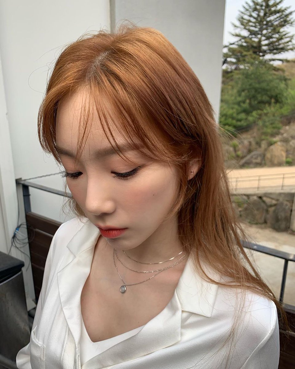 n_snsd_ot8_'s tweet image. 200425 Taeyeon Instagram 
🍎 

#태연 #Taeyeon #소녀시대 
#SNSD #GirlsGeneration