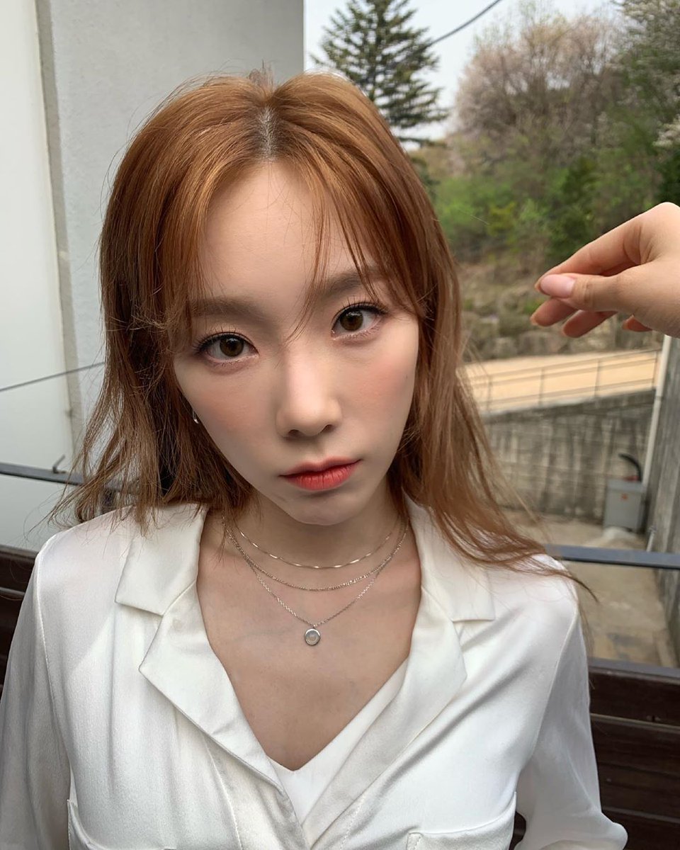 n_snsd_ot8_'s tweet image. 200425 Taeyeon Instagram 
🍎 

#태연 #Taeyeon #소녀시대 
#SNSD #GirlsGeneration