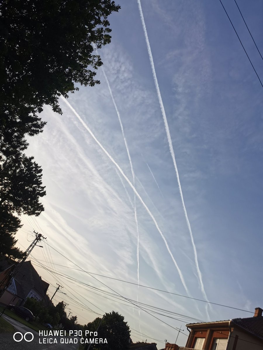 Humanbydesign3's tweet image. #Chemtrails