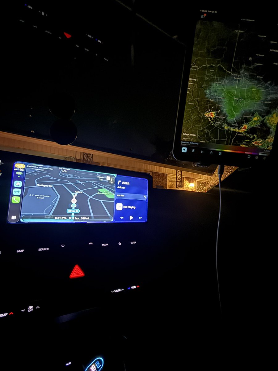 Brian 🌪 tweet media