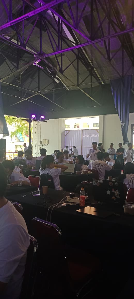 0xnanode's tweet image. Building Mondo on @monad

DeFi yield aggregator. One click from Token in Monad Network to the best vault.

Team: @Alvenendrawan @BimaJadiva07

#monadblitz #Hackathon #Web3 #DeFi #monad

cc: @geeky_kartikey @devweb3jogja @piyushJha__ @Aviraltech @Monad_APAC  @monad_dev