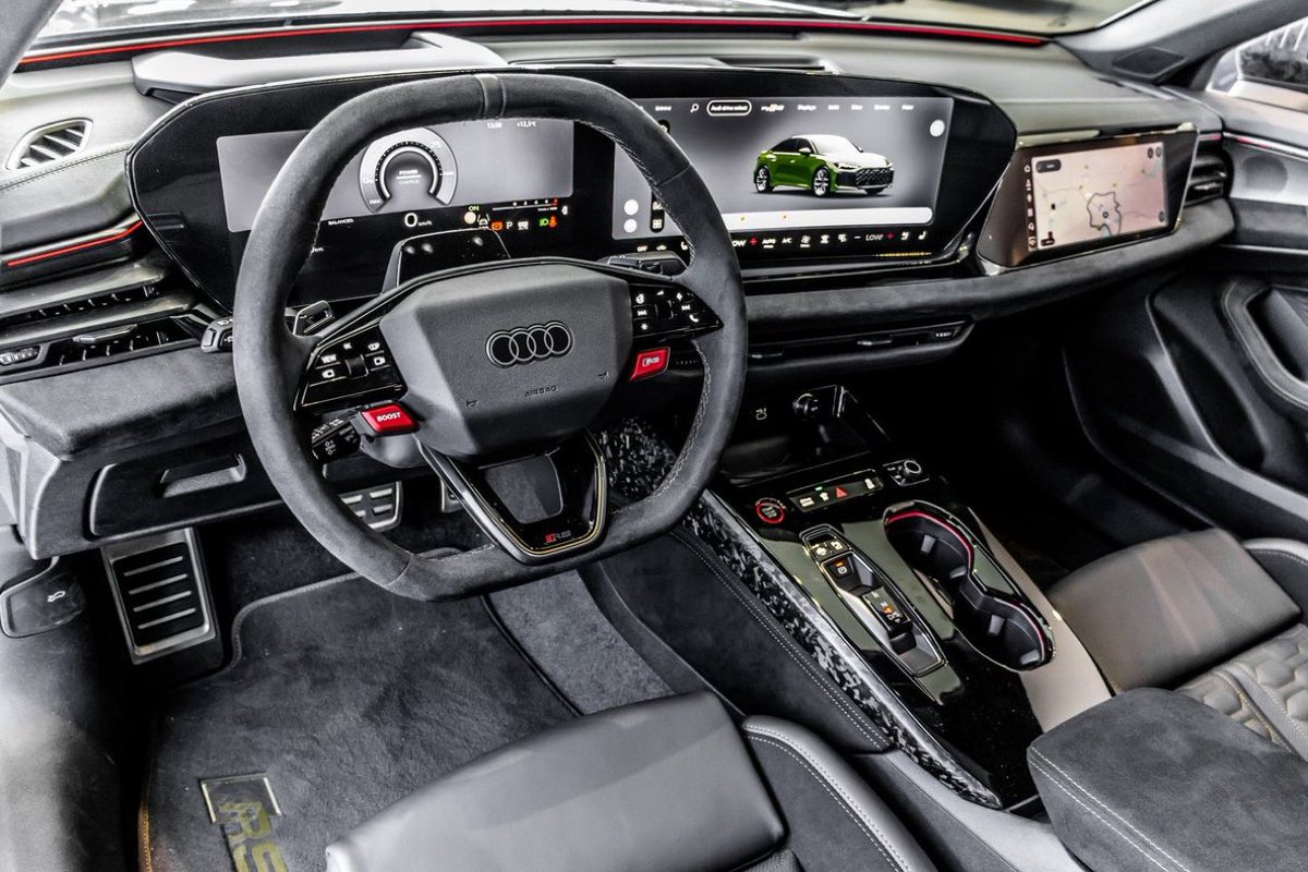 H_Huebener's tweet image. #Audi Zukunft ! 

🤡 Vorsprung bei Bildschirmen von @AudiOfficial 🤧

#Automobiltechnik Upgrade deutscher #Autohersteller