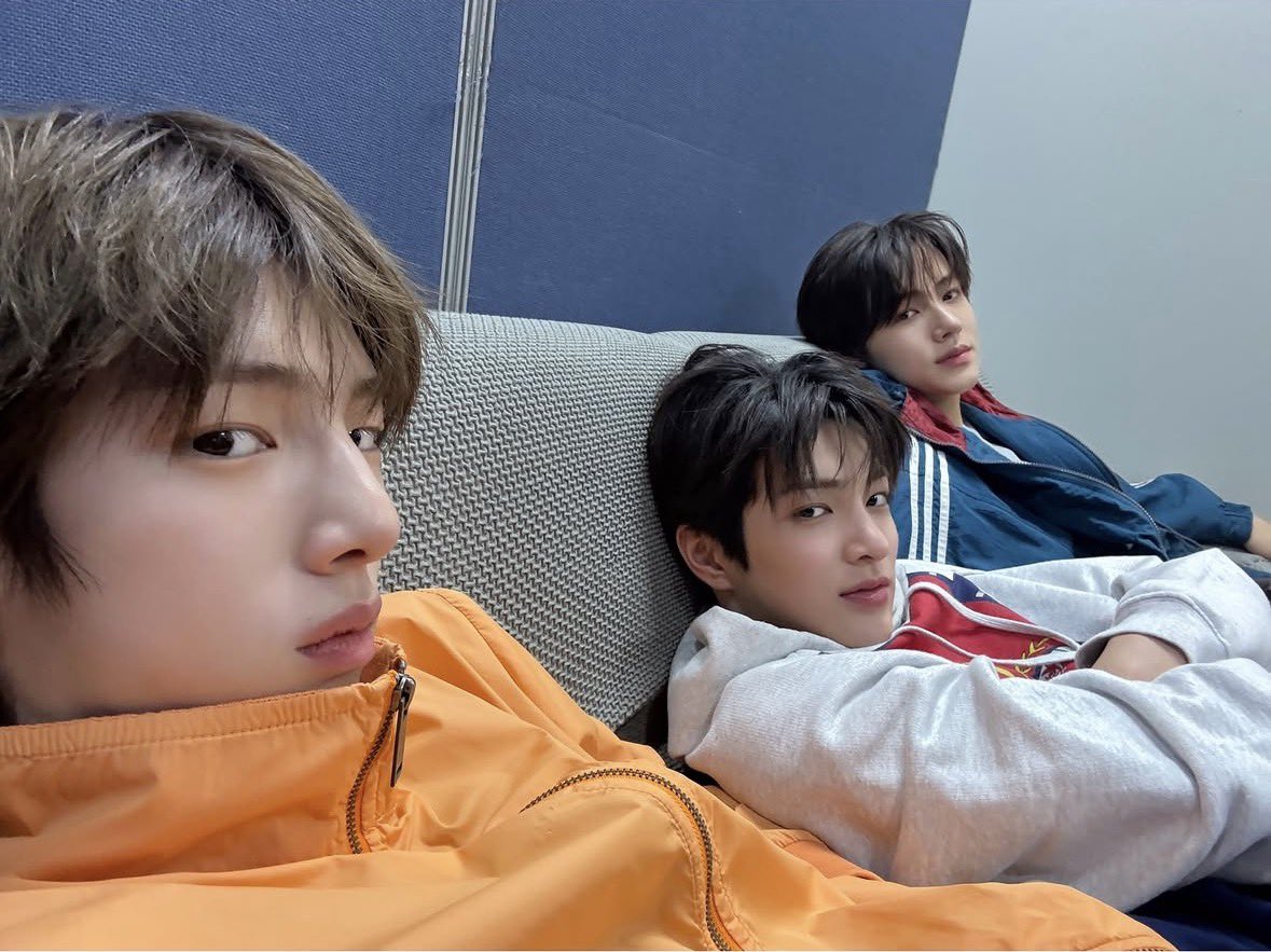 ดูหน้าก็รู้เลยว่าเถียงเก่ง ตัวดื้อแต่ยังไม่หย่านมโรงเรียนนะ 😎😏👶🏻