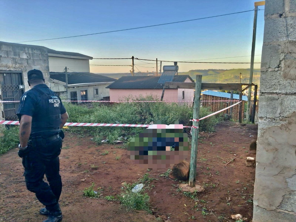 _ArriveAlive's tweet image. Suspect Killed In Shootout/Accomplice Injured &amp;amp; Third Arrested: Waterloo - KZN

arrr.co.za/qTAN4

#ArriveAlive #Crime #RUSA